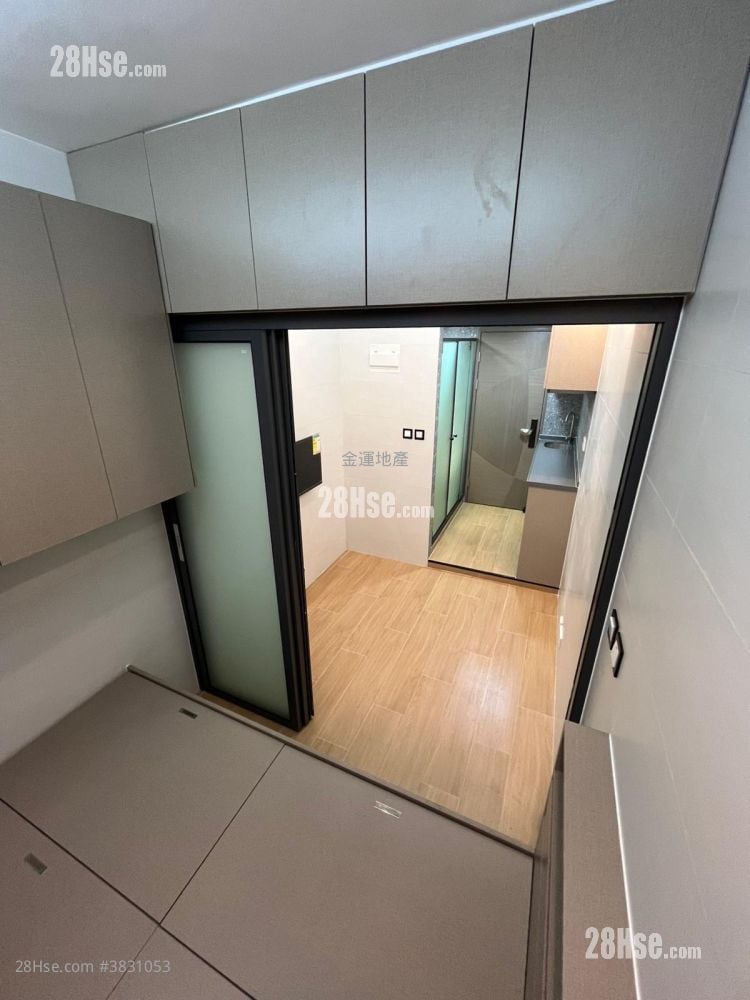 Tung Lok Mansion Rental 180 ft²