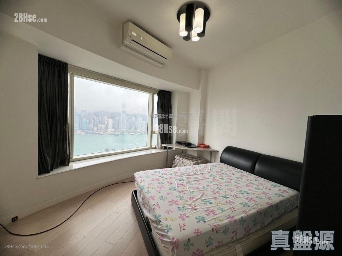 The Masterpiece Rental 3 Bedrooms , 2 Bathrooms 1,474 ft²