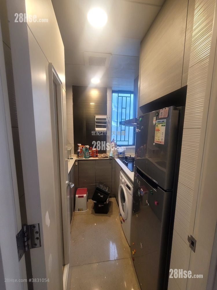 Mont Vert Rental 3 Bedrooms , 2 Bathrooms 750 ft²