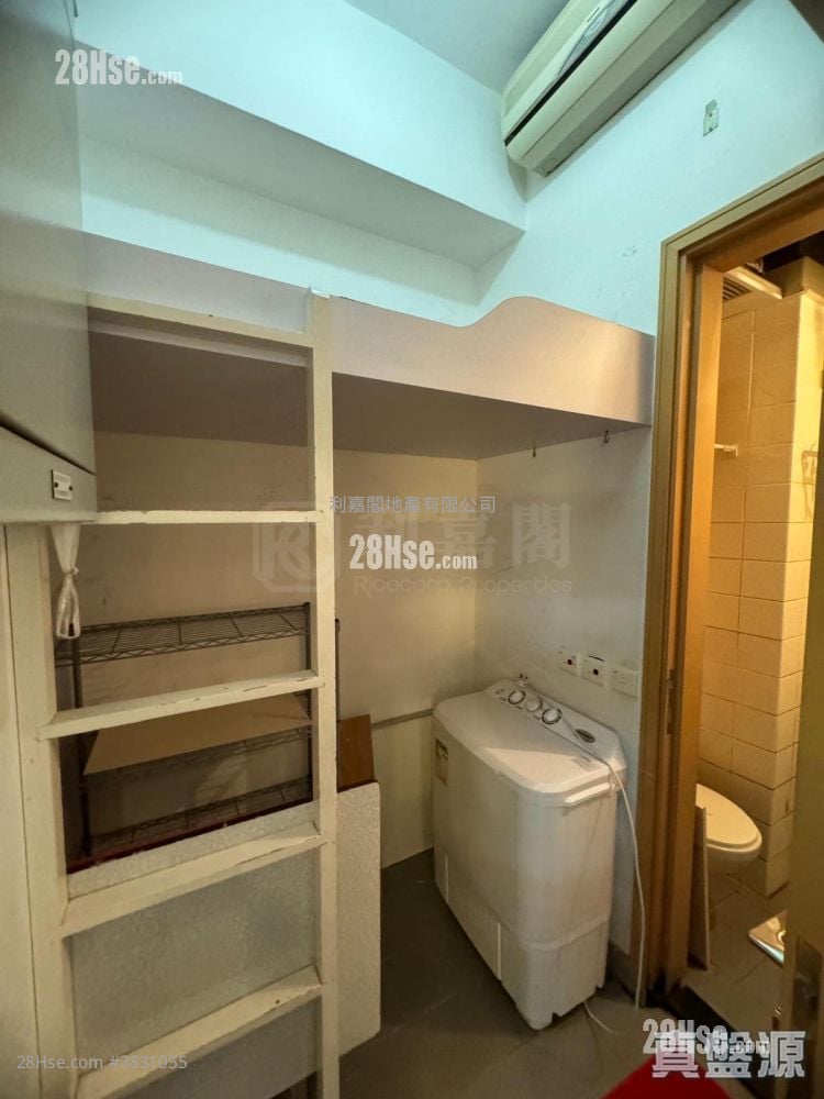 The Masterpiece Rental 3 Bedrooms , 2 Bathrooms 1,474 ft²