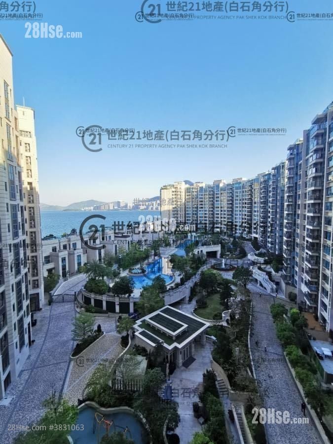 Mayfair By The Sea Rental 3 Bedrooms , 2 Bathrooms 1,081 ft²