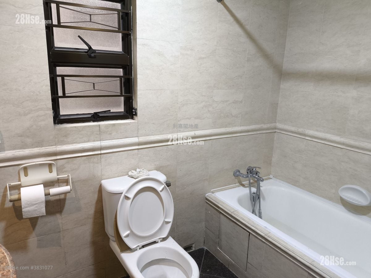 Grand Palisades Sell 3 Bedrooms , 2 Bathrooms 915 ft²