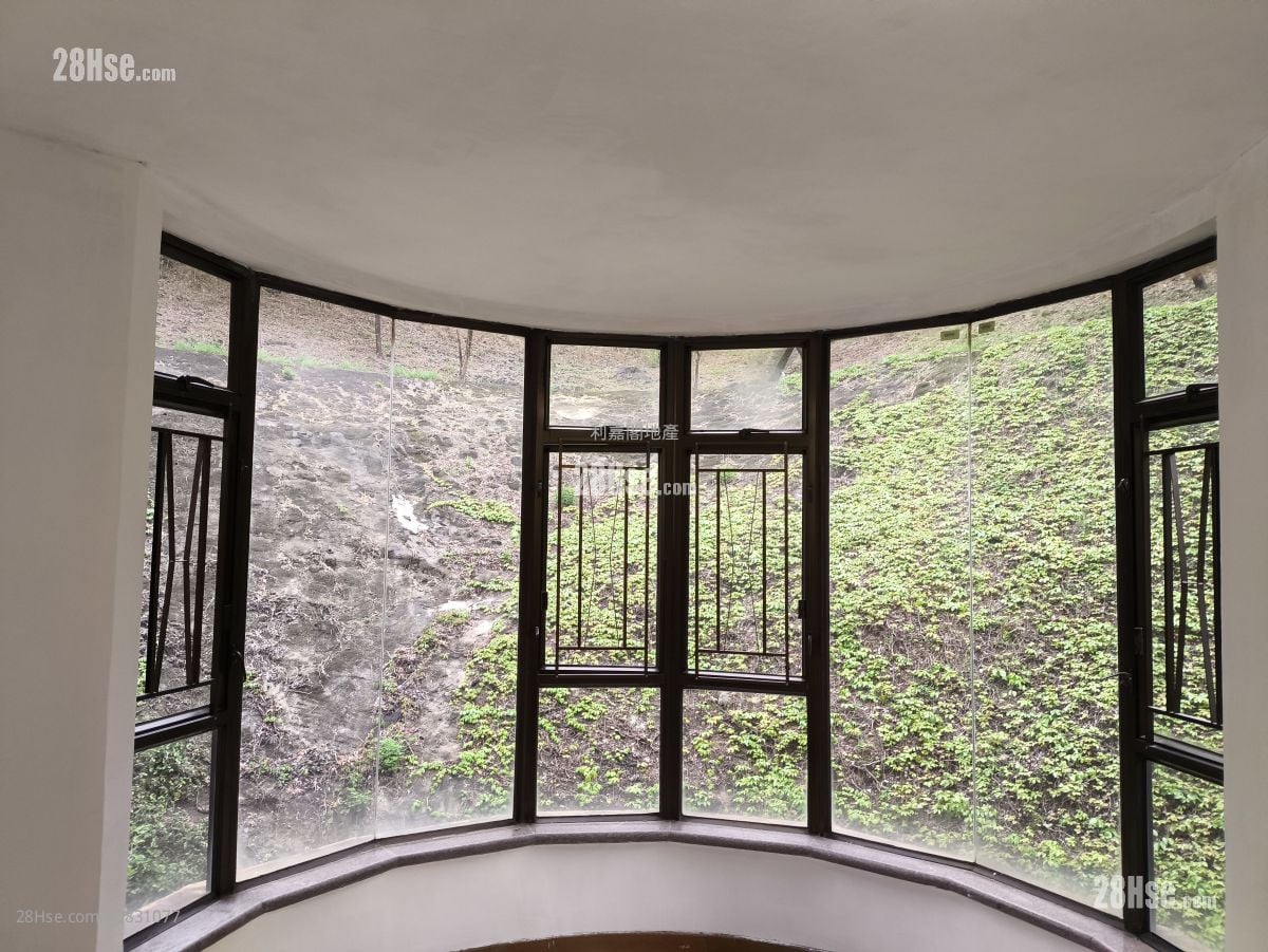 Grand Palisades Sell 3 Bedrooms , 2 Bathrooms 915 ft²