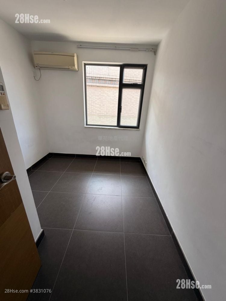 Village Sell 3 Bedrooms , 1 Bathroom 700 ft²