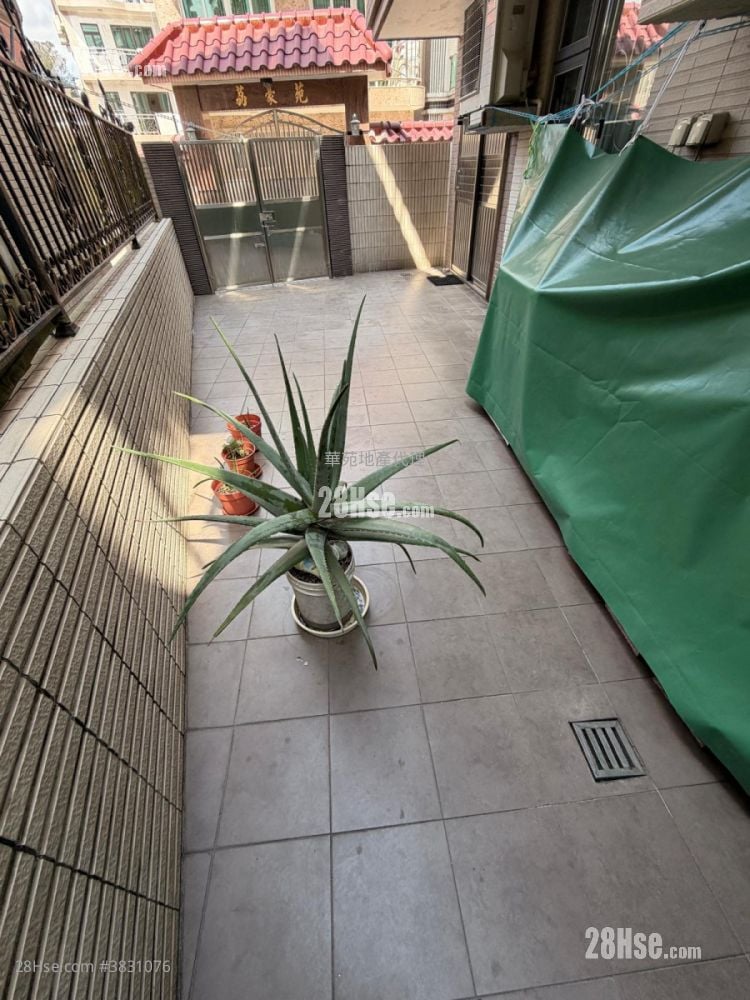 Village Sell 3 Bedrooms , 1 Bathroom 700 ft²