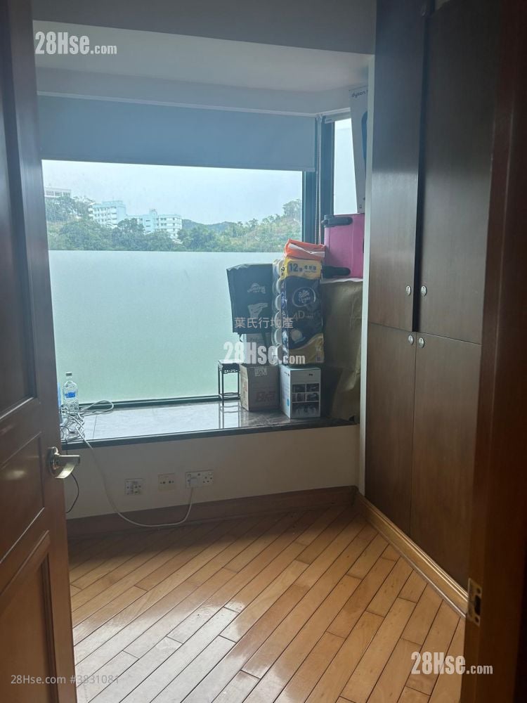 Palatial Coast Rental 2 Bedrooms , 1 Bathroom 672 ft²