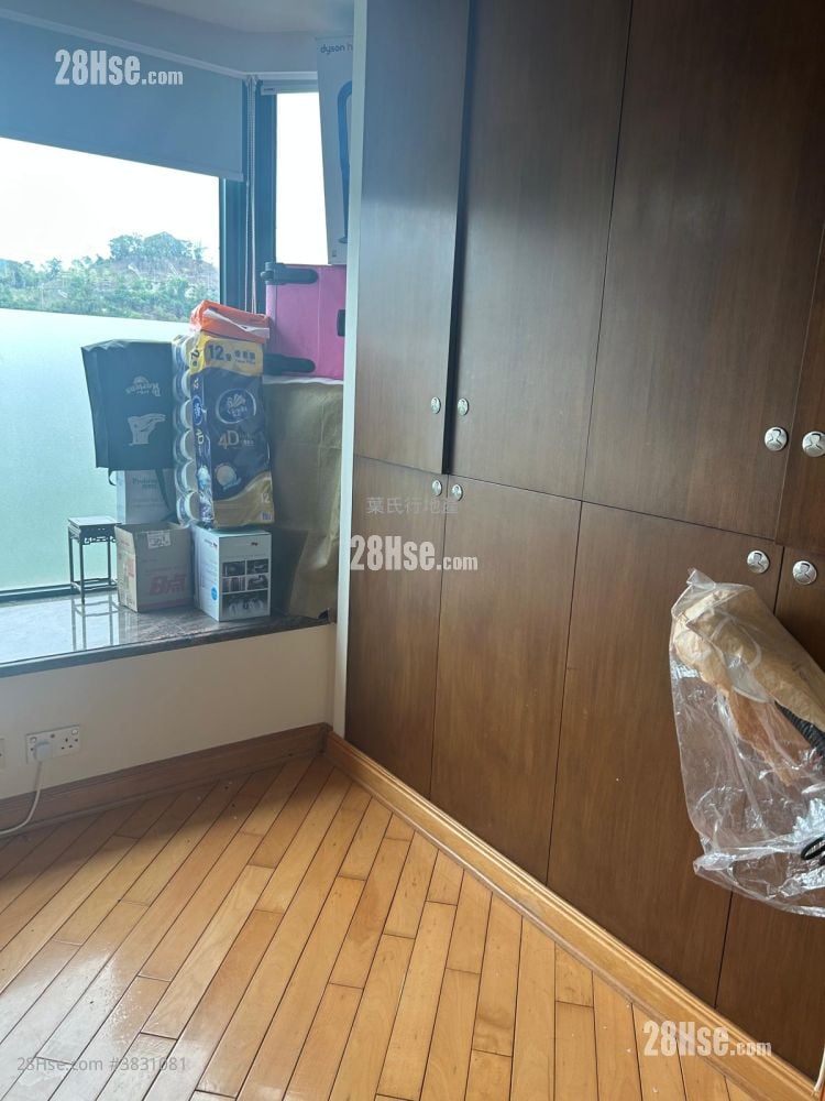 Palatial Coast Rental 2 Bedrooms , 1 Bathroom 672 ft²