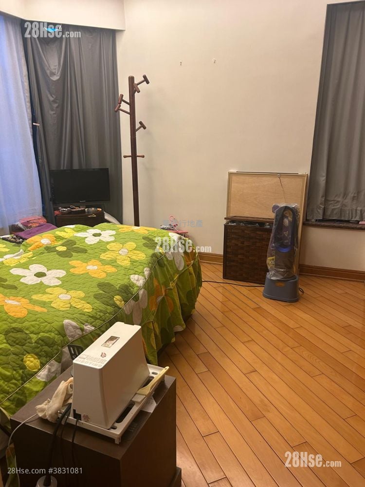 Palatial Coast Rental 2 Bedrooms , 1 Bathroom 672 ft²