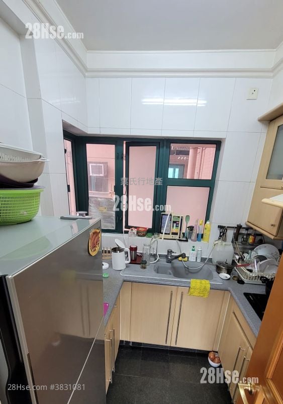 Palatial Coast Rental 2 Bedrooms , 1 Bathroom 672 ft²