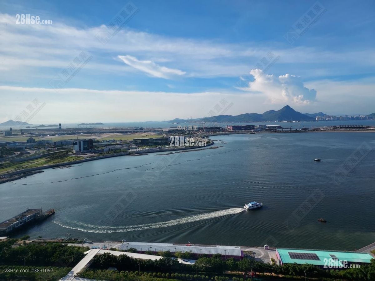 海堤灣畔 售盤 2 房 , 1 浴室 579 平方呎