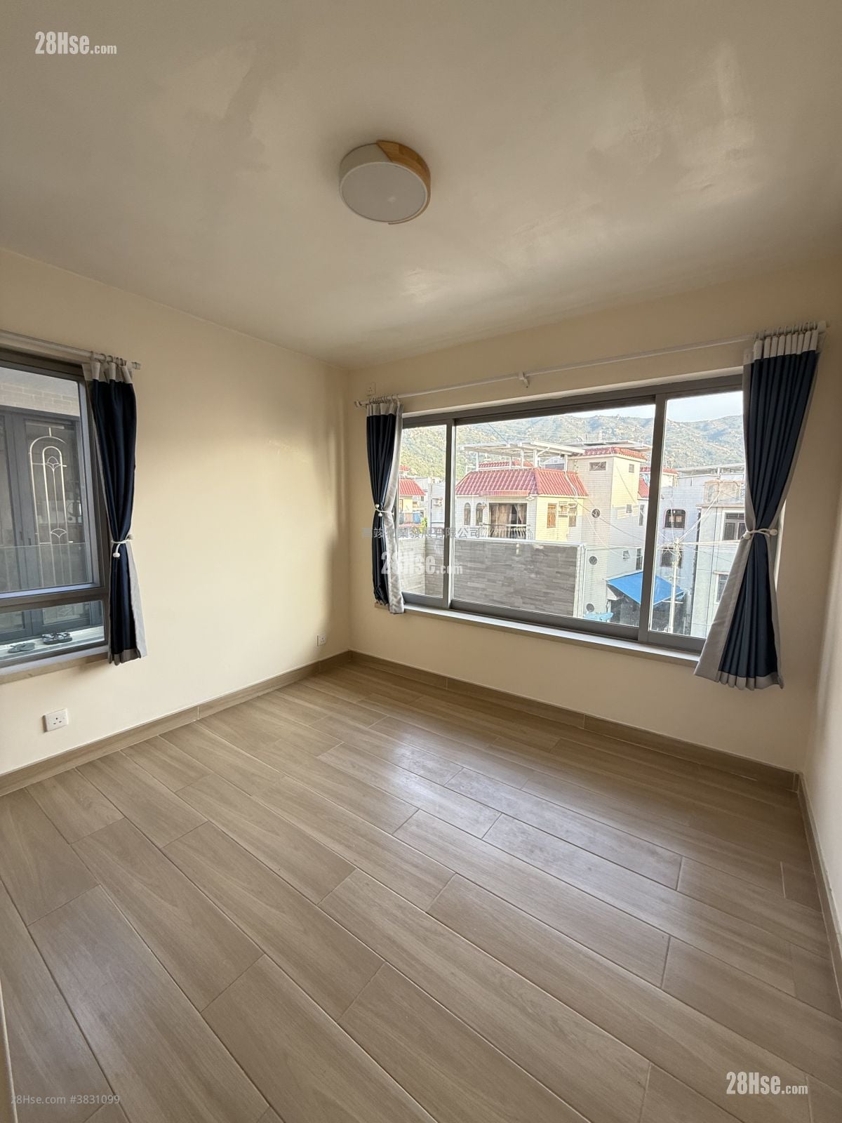 Lung Kwu Tan Rental 3 Bedrooms , 2 Bathrooms 700 ft²