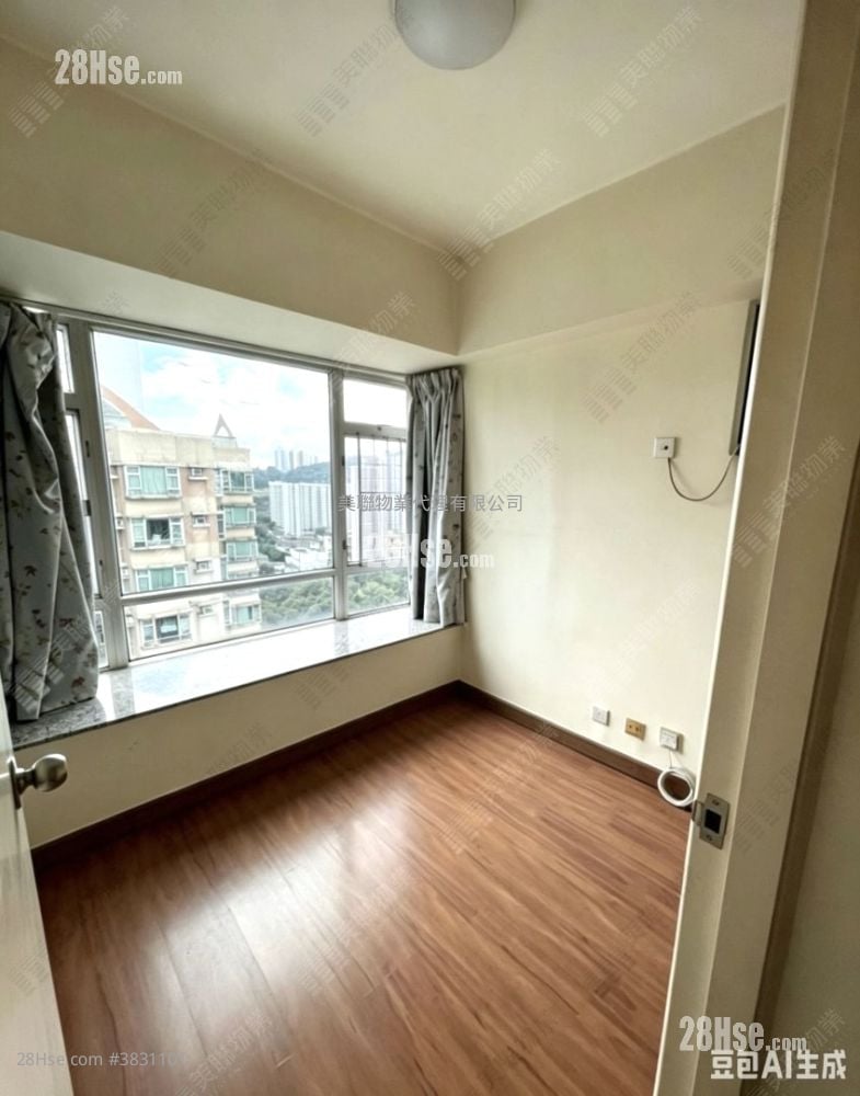 Well On Garden Sell 3 Bedrooms , 1 Bathroom 502 ft²