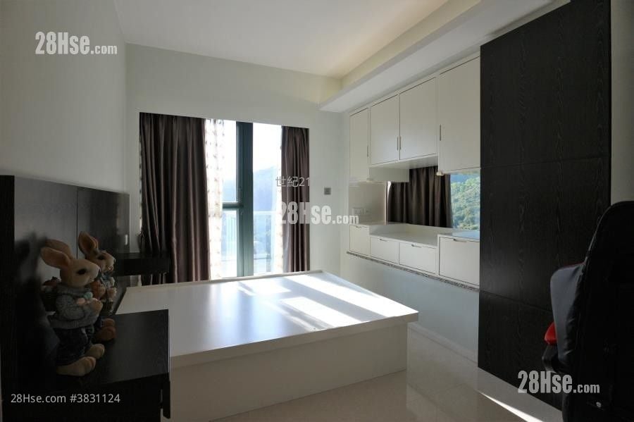 Mont Vert Rental 3 Bedrooms , 3 Bathrooms 858 ft²
