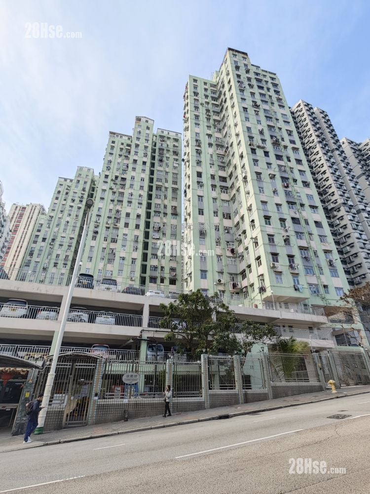 Connie Towers Sell 2 Bedrooms , 1 Bathroom 435 ft²