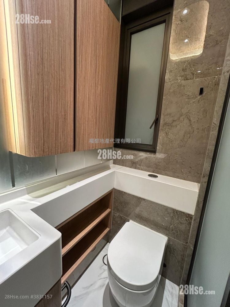 The Vantage Rental Studio , 1 Bathroom 218 ft²
