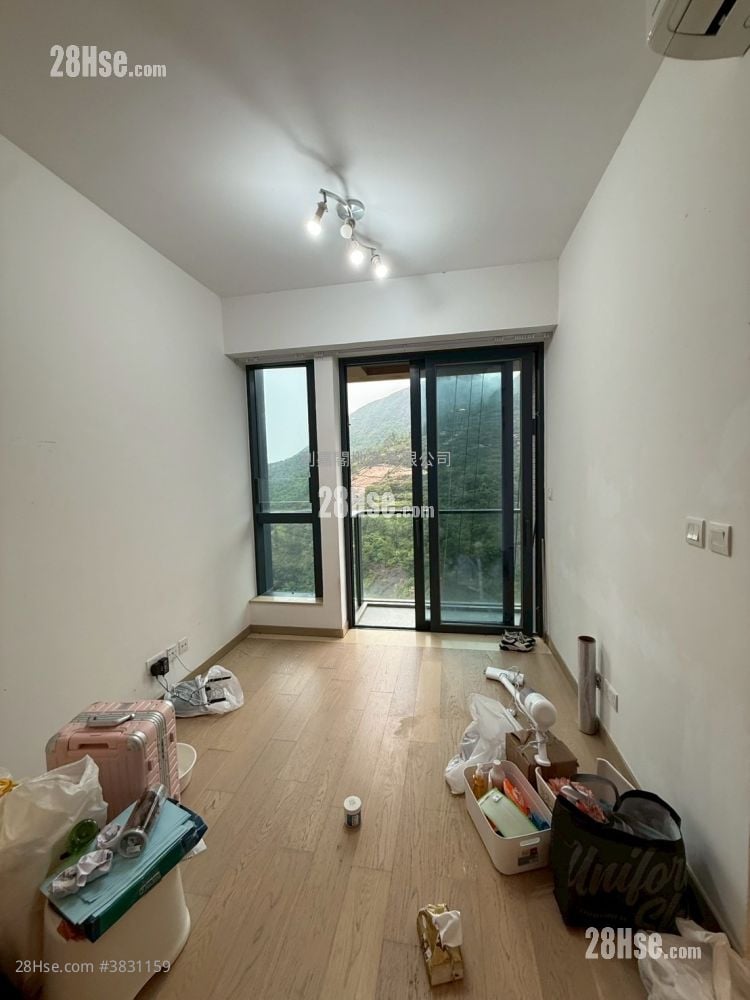The Grand Marine Rental 2 Bedrooms , 1 Bathroom 432 ft²