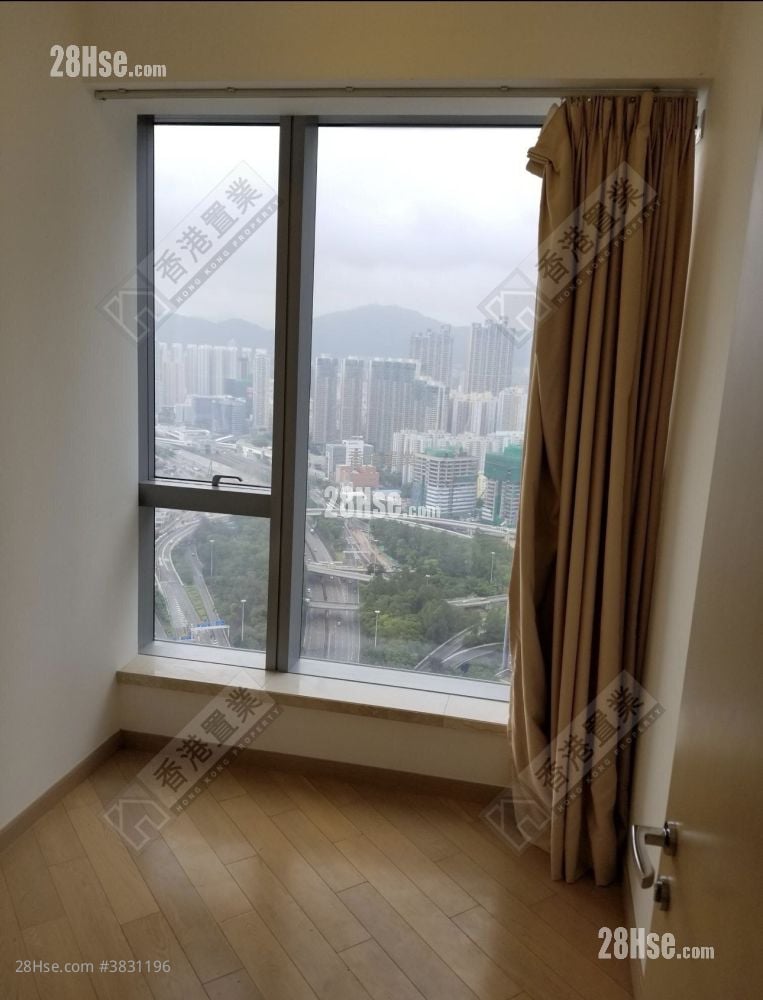The Cullinan Rental 3 Bedrooms , 2 Bathrooms 875 ft²