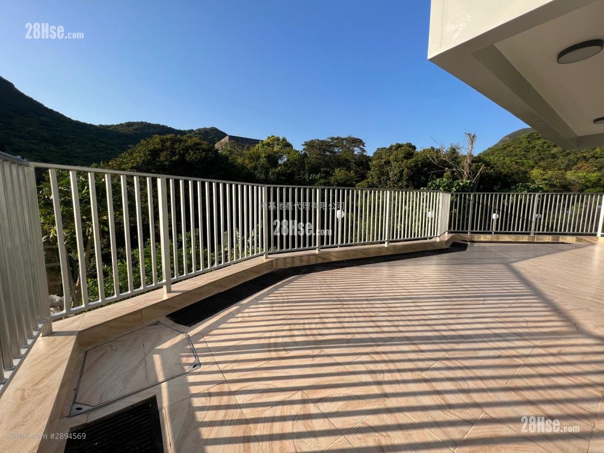 Village Rental 2 Bedrooms , 1 Bathroom 700 ft²