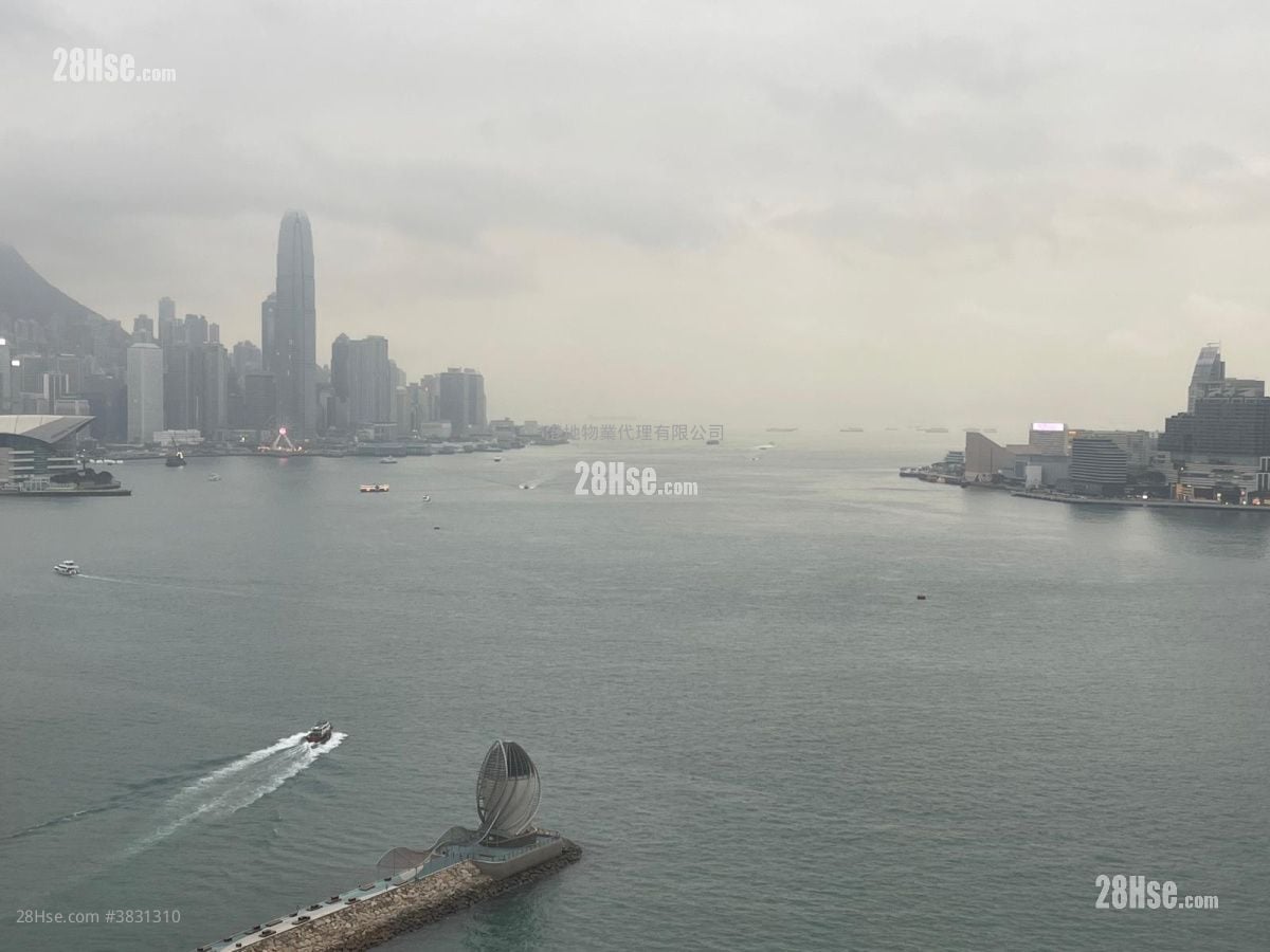 維多利中心 租盤 572 平方呎