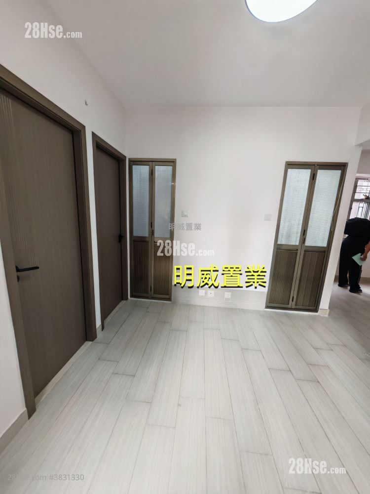 鸿都大厦 租盘 2 房 405 平方尺