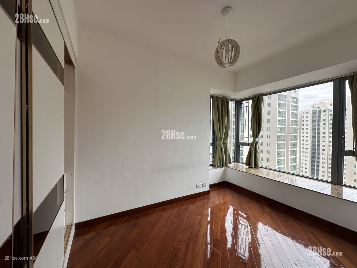 The Palazzo Rental 3 Bedrooms , 2 Bathrooms 936 ft²