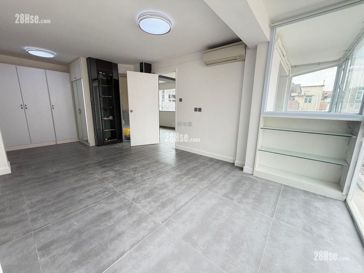 Village Sell 2 Bedrooms , 1 Bathroom