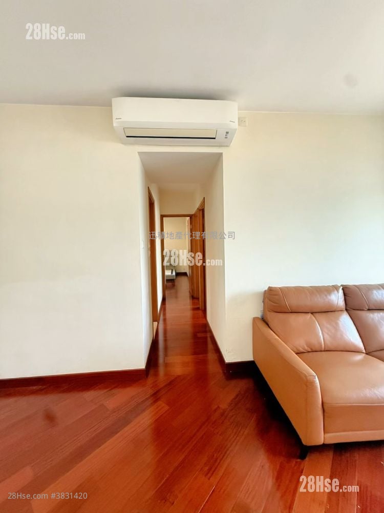 The Arch Sell 3 Bedrooms , 3 Bathrooms 846 ft²