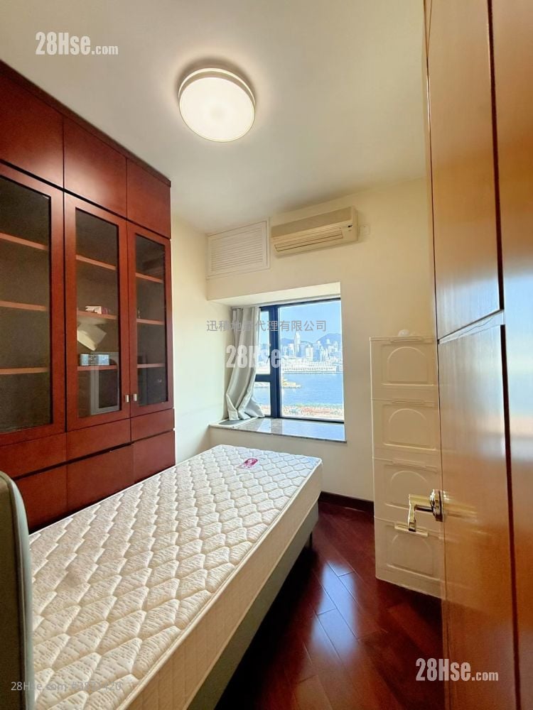 The Arch Sell 3 Bedrooms , 3 Bathrooms 846 ft²