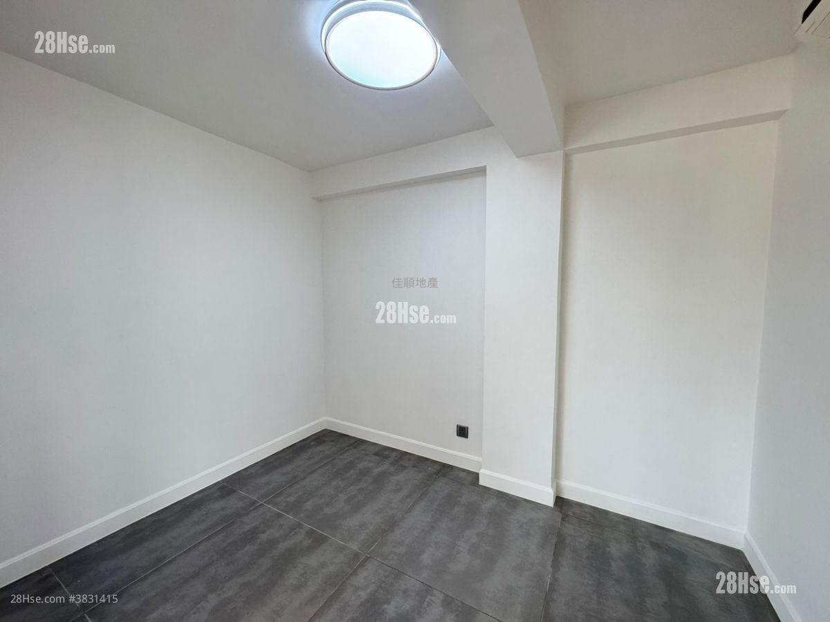 Village Sell 2 Bedrooms , 1 Bathroom