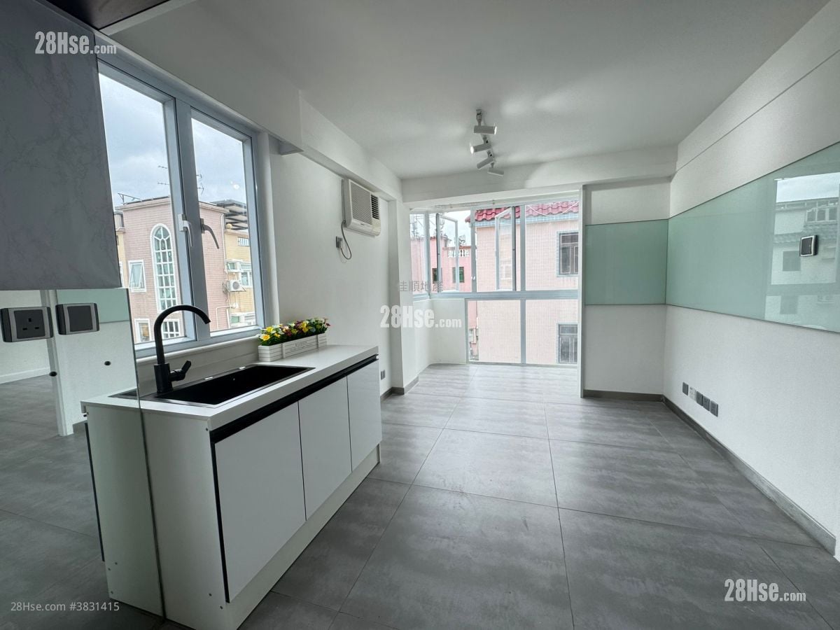 Village Sell 2 Bedrooms , 1 Bathroom