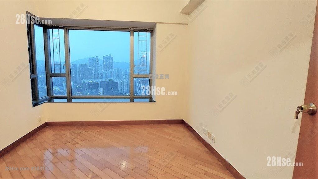 Sorrento Rental 3 Bedrooms 755 ft²