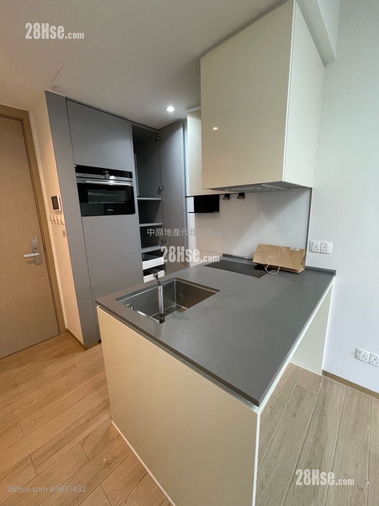 Lp6 Sell 1 Bedroom 306 ft²