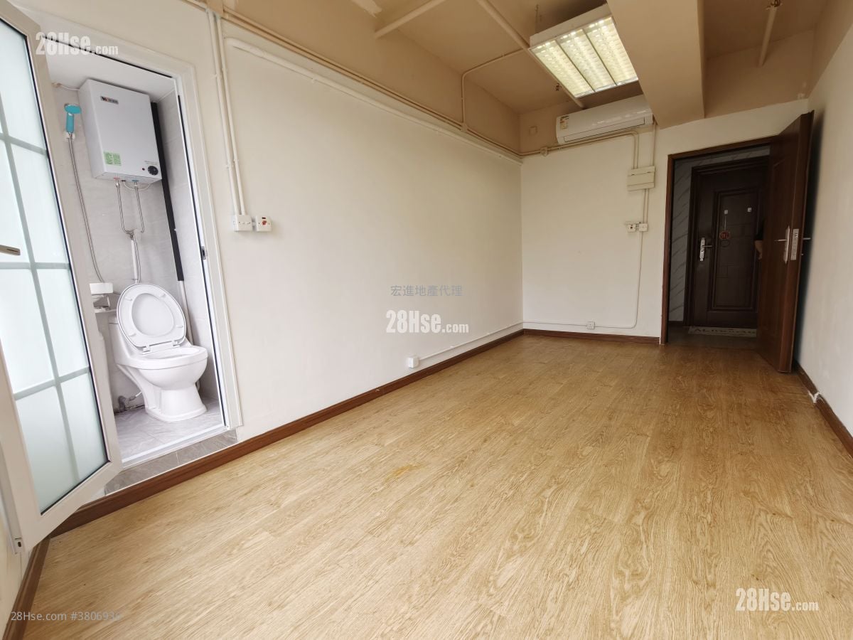 Yau Tong Industrial Building Rental 1 Toilet