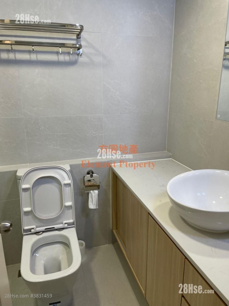 Laguna City Sell 3 Bedrooms , 2 Bathrooms 748 ft²