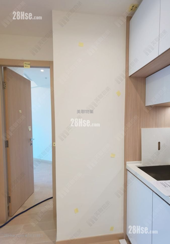 The Parkland Sell 2 Bedrooms 449 ft²