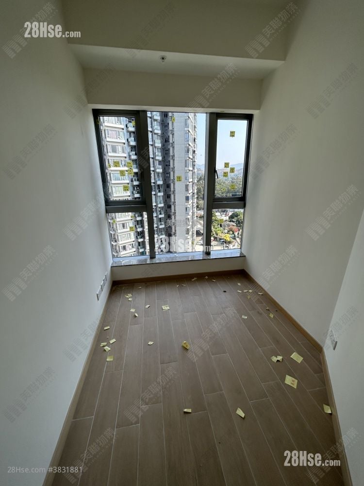The Parkland Sell 2 Bedrooms 449 ft²