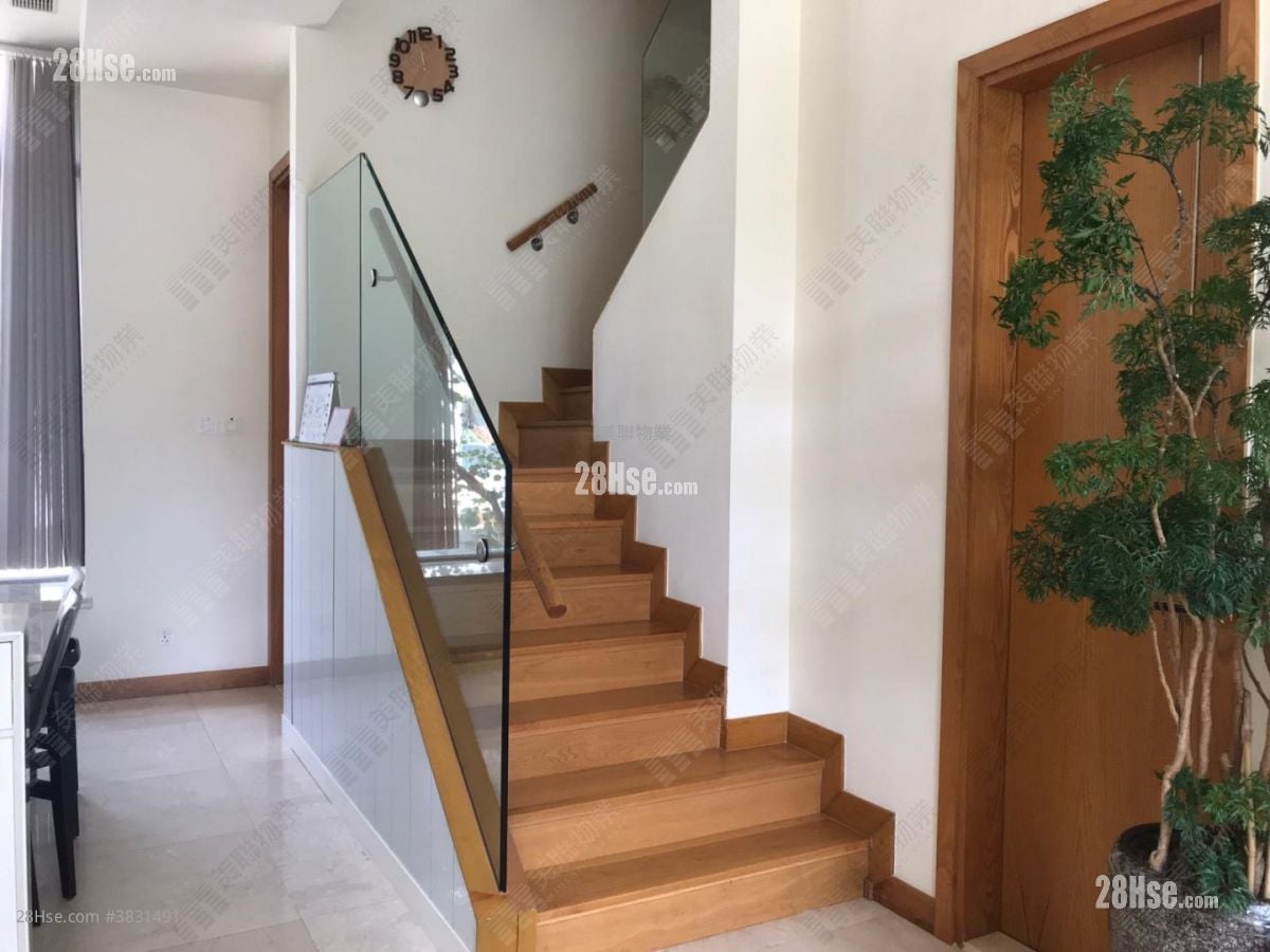 The Green Sell 3 Bedrooms , 4 Bathrooms 1,423 ft²
