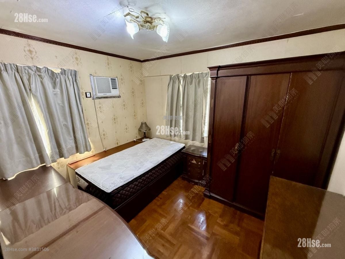Viva Court Sell 3 Bedrooms 1,027 ft²