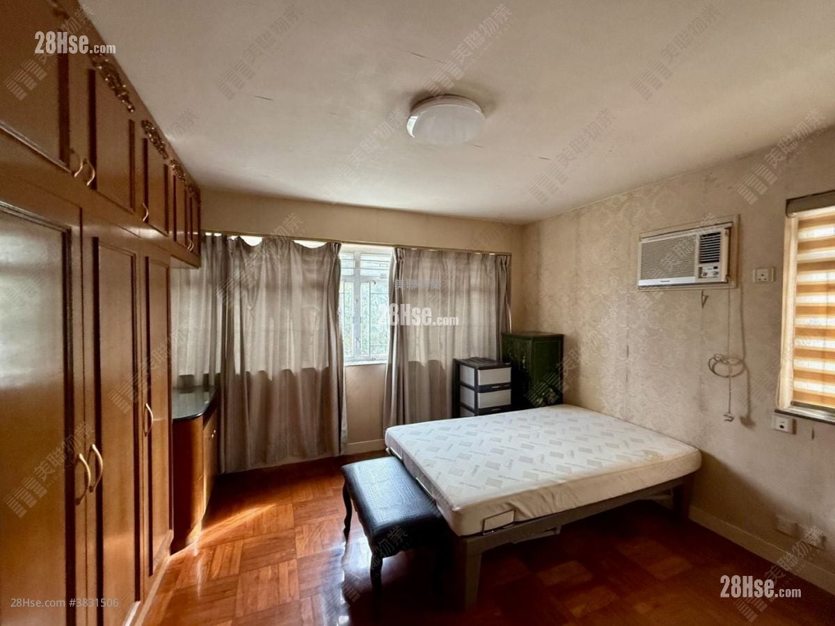 Viva Court Sell 3 Bedrooms 1,027 ft²