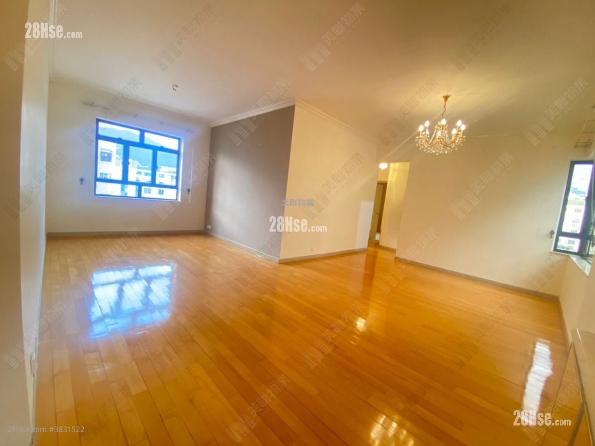 Edward Mansion Sell 5+ Bedrooms 1,109 ft²