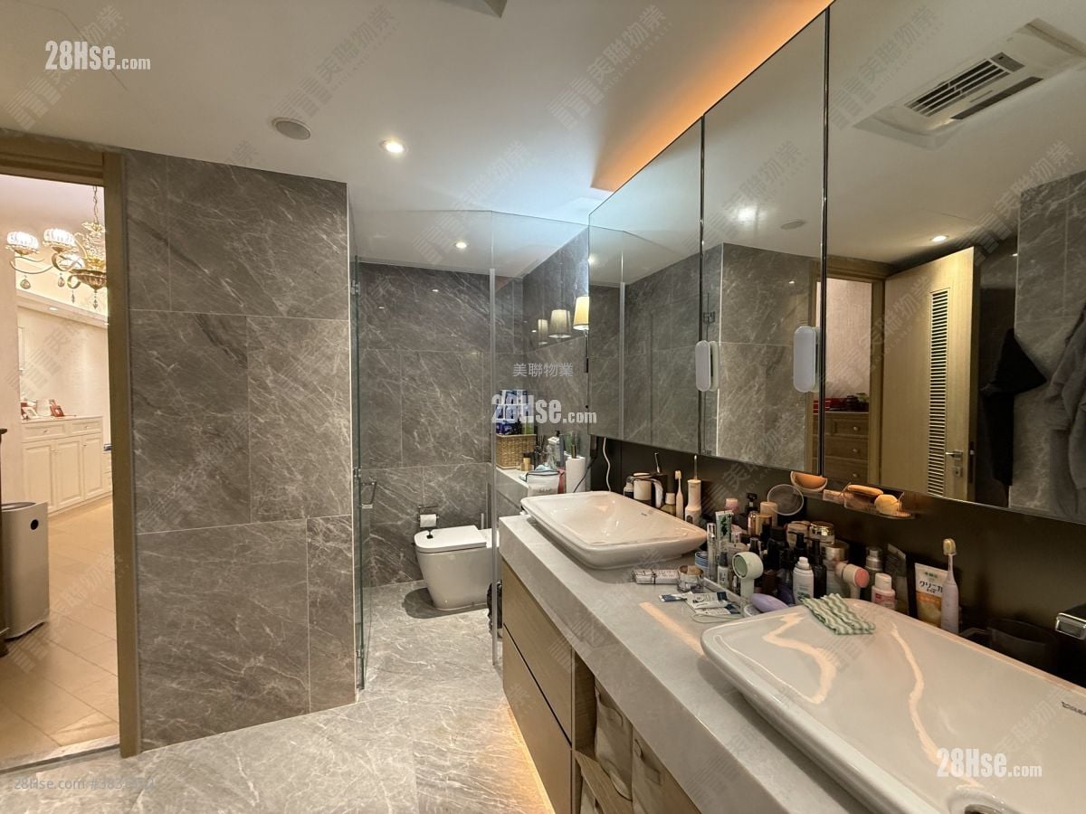 Double Cove Sell 4 Bedrooms 2,600 ft²
