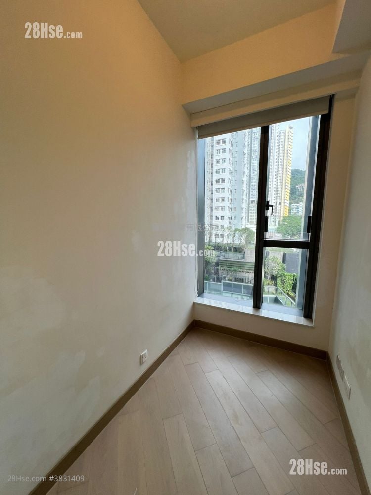Lime Gala Rental 2 Bedrooms , 1 Bathroom 429 ft²