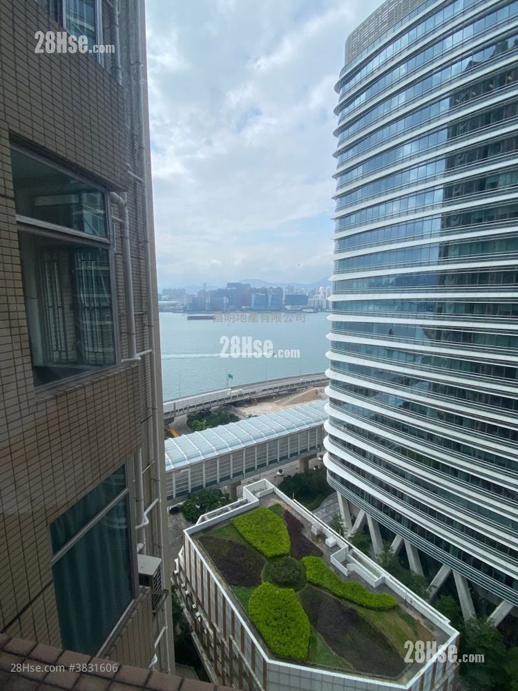 Harbour Heights Rental 2 Bathrooms 858 ft²