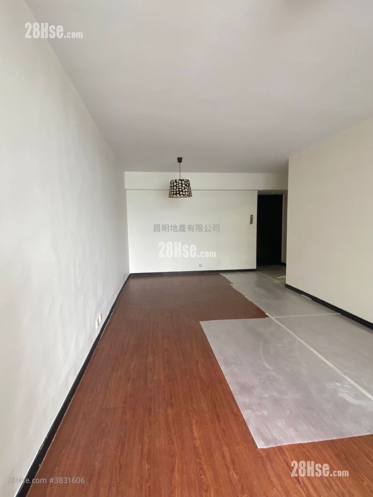 Harbour Heights Rental 2 Bathrooms 858 ft²
