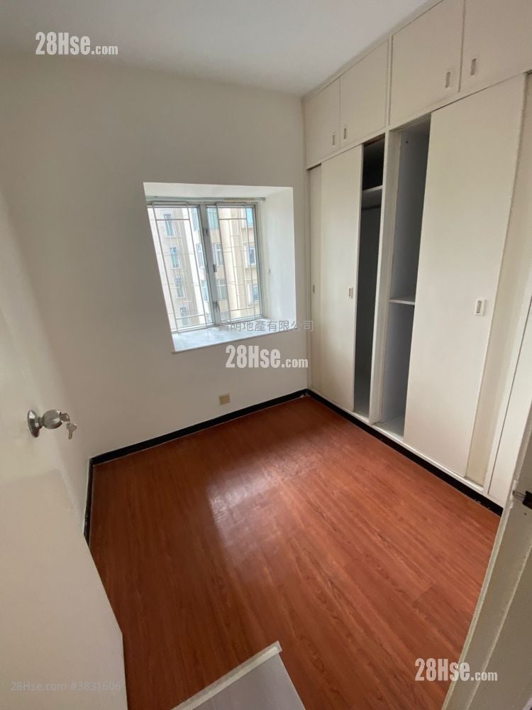 Harbour Heights Rental 2 Bathrooms 858 ft²