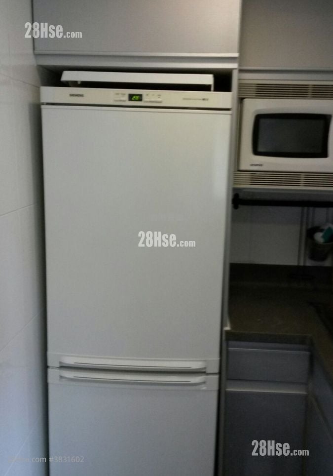 Tseung Kwan O Plaza Sell 2 Bedrooms , 1 Bathroom 417 ft²