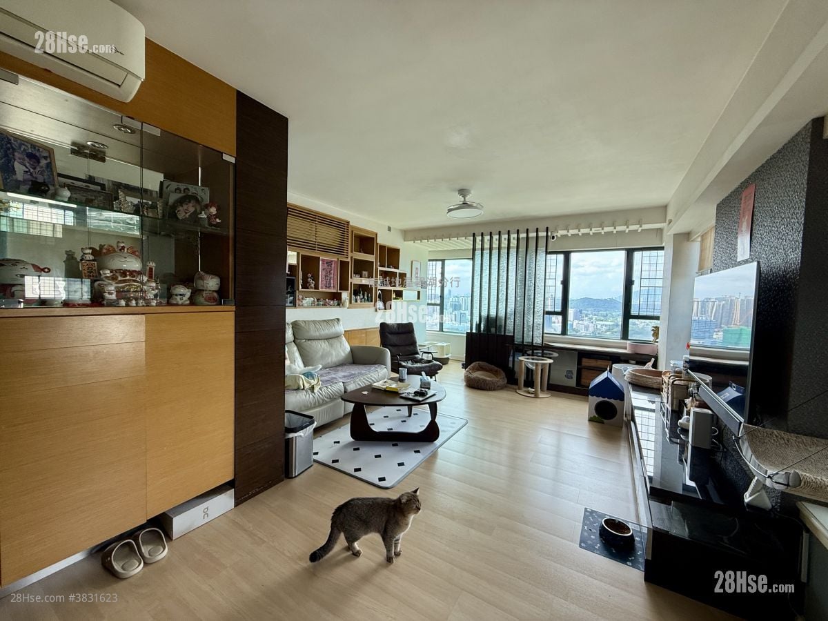 Dawning Views Sell 4 Bedrooms , 2 Bathrooms 940 ft²