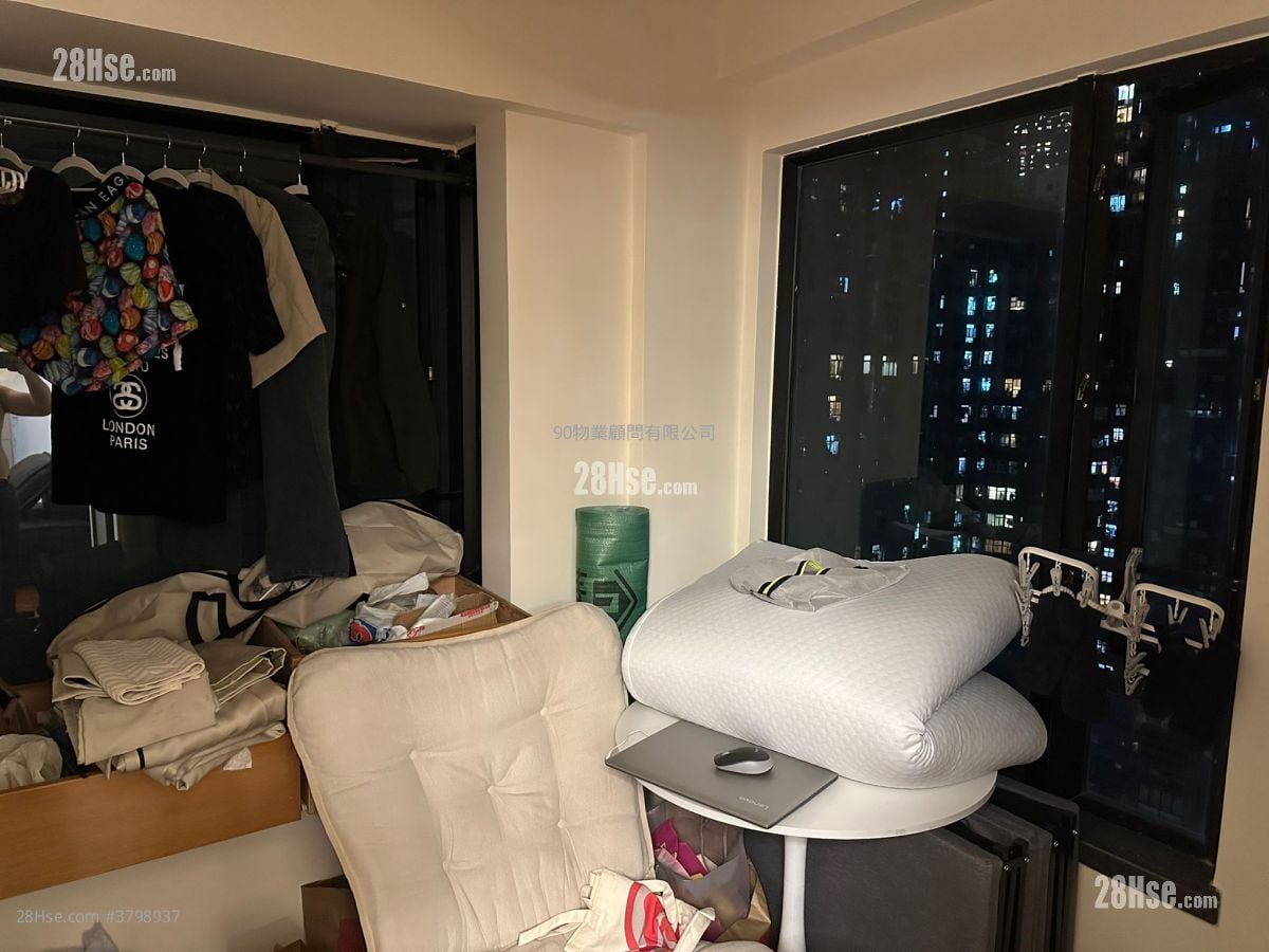 Imperial Terrace Sell 292 ft²
