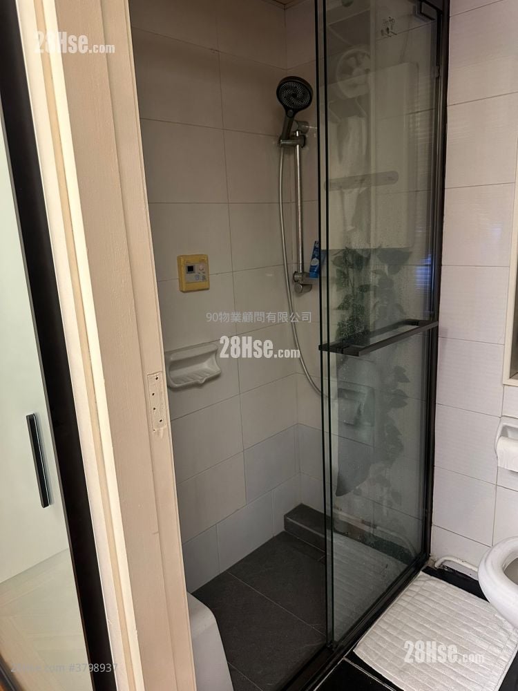Imperial Terrace Sell 292 ft²