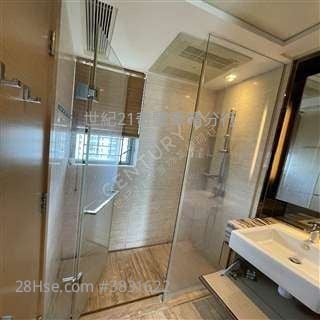 Mount One Rental 3 Bedrooms , 2 Bathrooms 823 ft²